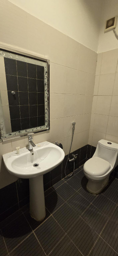 Bathroom 5, Marin Suites Al Badiah - Serviced Apartments, Riyadh