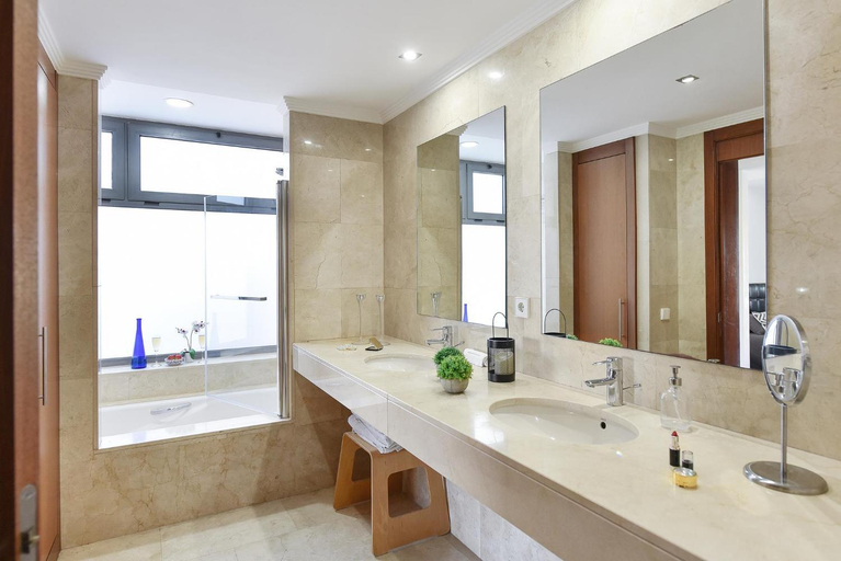 Bathroom 4, Salobre Villa 2 by Villagrancanaria, Las Palmas