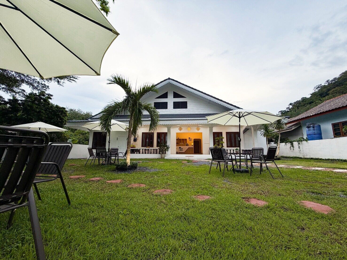Terrace/patio 3, Three COCO Villa Aonang Krabi, Mueang Krabi