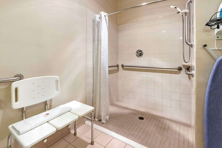 Bathroom 3, Comfort Inn Great Falls South, Cascade