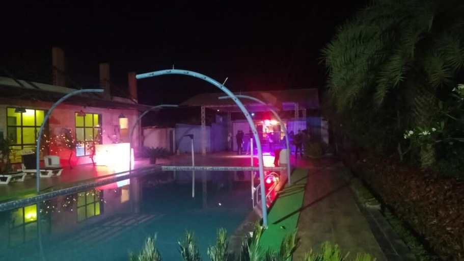 2, Strawberry Hills Saputara, Nashik