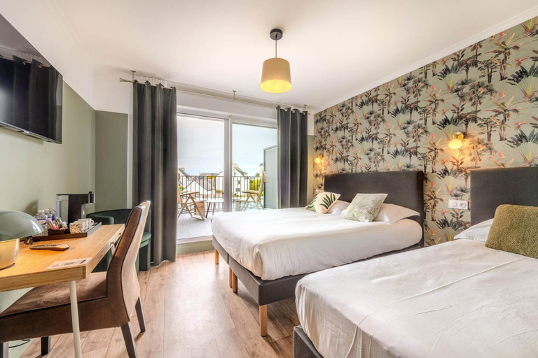 Bedroom 3, The Originals Boutique, Hôtel Spa Le Triton, Roscoff, Finistère