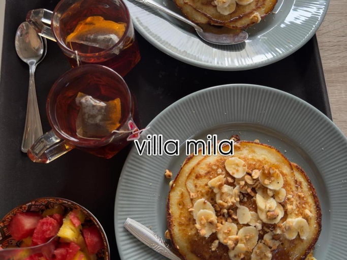 Food & Drinks 4, Mila Homestay, Padang