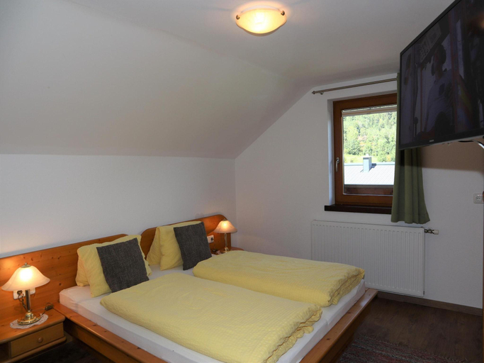 Bedroom 2, Apartment in Krimml near Waterfalls, Zell am See