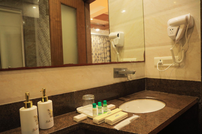 Bathroom, Manek The Ocean View, Devbhumi Dwarka