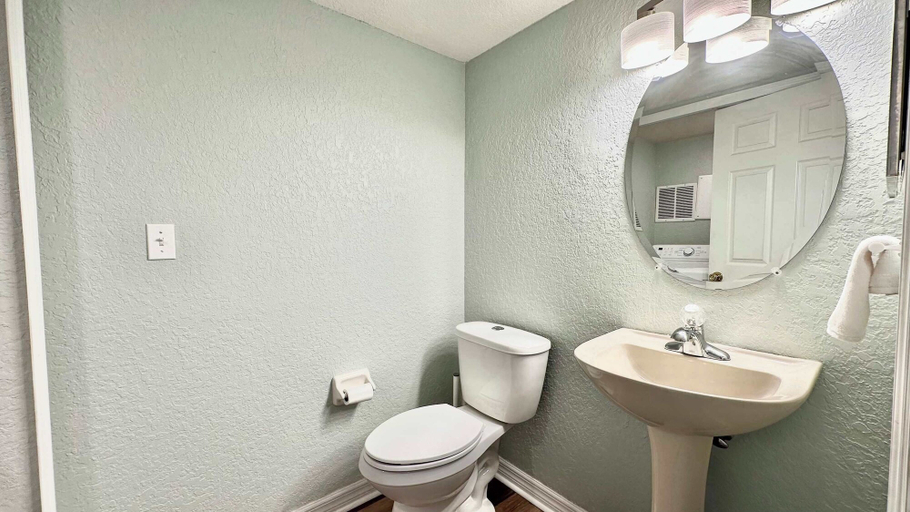 Bathroom 2, Park Hopper Paradise At Regal Oaks, Osceola