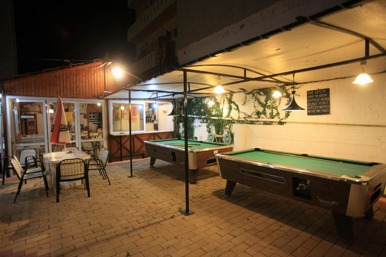 Food & Drinks 5, Happy Days, Crete