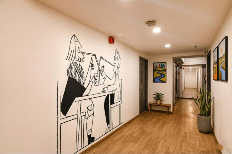 Public Area 2, FabHotel Sayeeda International - 600m from Park Circus 7 Point, Kolkata