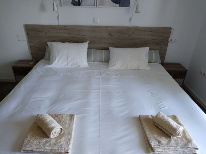 Room 2, Asteri Living, Thessaly