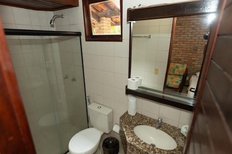 Bathroom 3, Pasargada Hotel, Crato