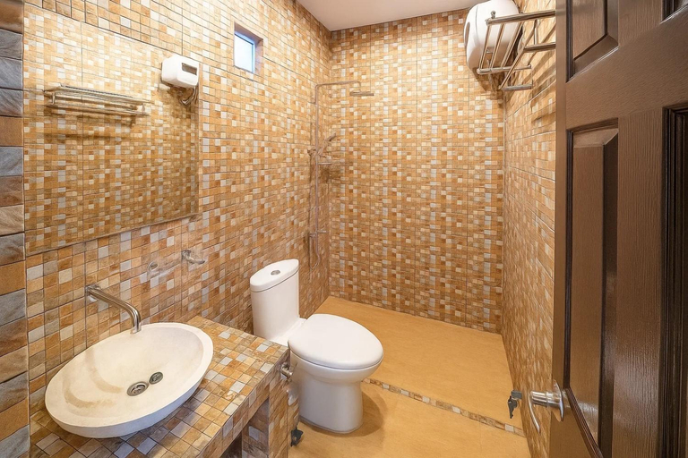 Bathroom 3, Serendipity Bali, Denpasar