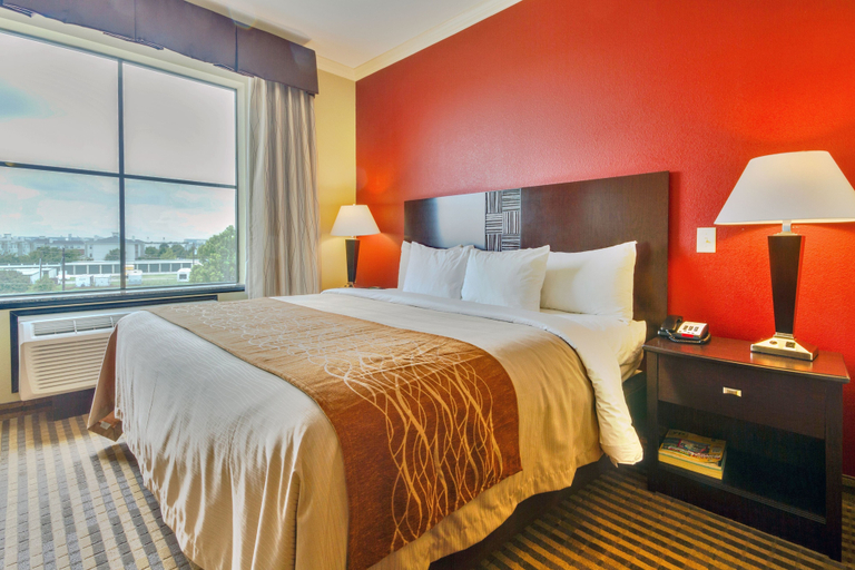 Bedroom 3, Comfort Inn & Suites Fort Worth - Fossil Creek, Fort Worth