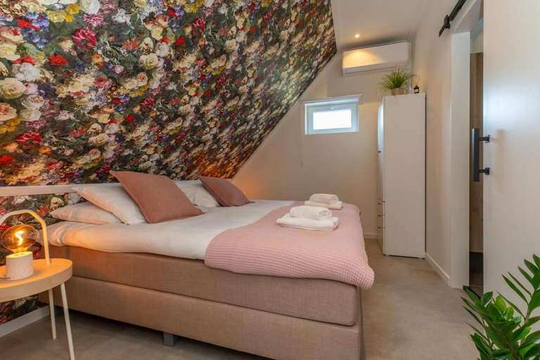 Bedroom 5, Apartment in Kortgene near Grevelingenmeer, Noord-Beveland