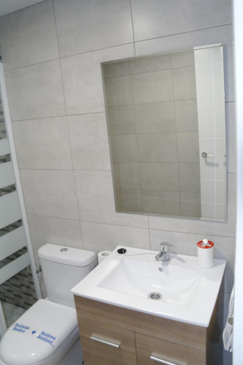 Bathroom 2, Down Town, Valencia