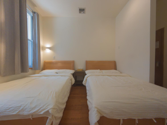Bedroom 4, U.S. Pacific Hotel, New York