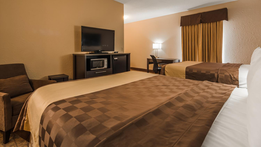 Bedroom 3, Best Western Teal Lake Inn, Audrain