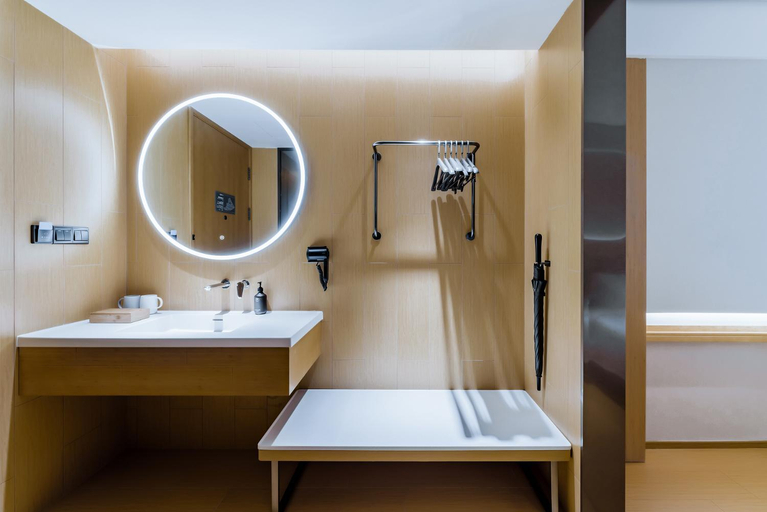 Bathroom 4, Ji Hotel (Shanghai Tonghexincun Subway Station ), Shanghai