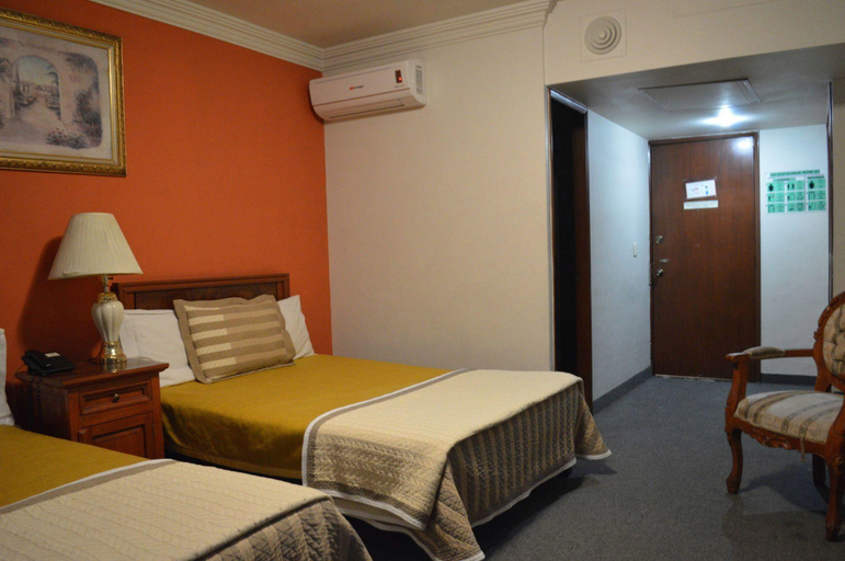 Bedroom 2, Hotel Las Pergolas, Guadalajara