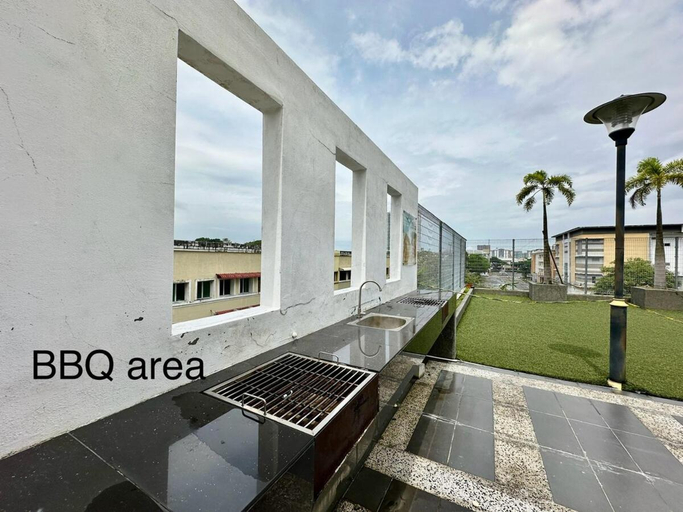 Exterior & Views 2, Akademik Suite, Moccasin Suite by Antlerzone , Johor Bahru
