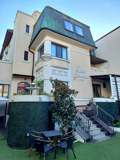 Front of property 2, Carol Boutique, Municipiul Bucuresti