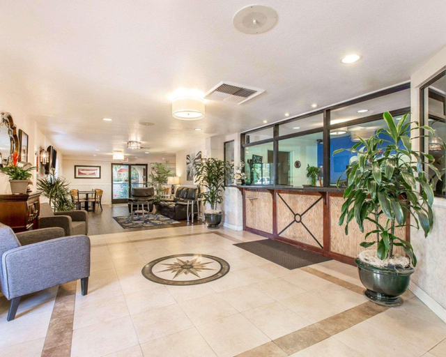 Public Area 2, Rodeway Inn & Suites Colton-Riverside, San Bernardino