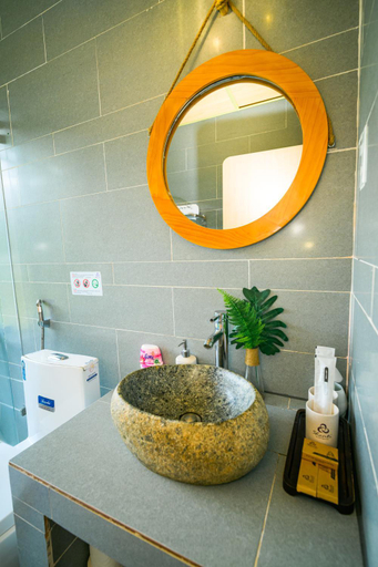 Bathroom 4, Shanti Wellness Sanctuary, Lạc Dương