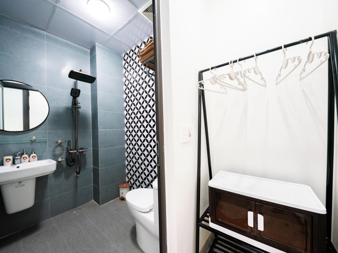 Bathroom 3, Strawberry House, Hà Giang