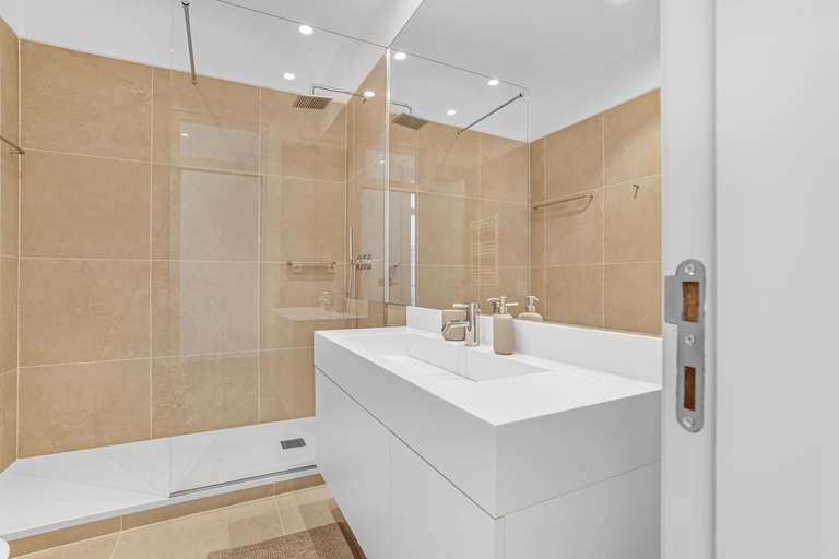 Bathroom 2, Guest House Avenida, Lisbon