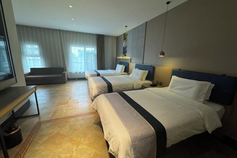 Bedroom 2, Ease Hotel (Shenyang Changjiang North Street Beiling Park Branch), Shenyang