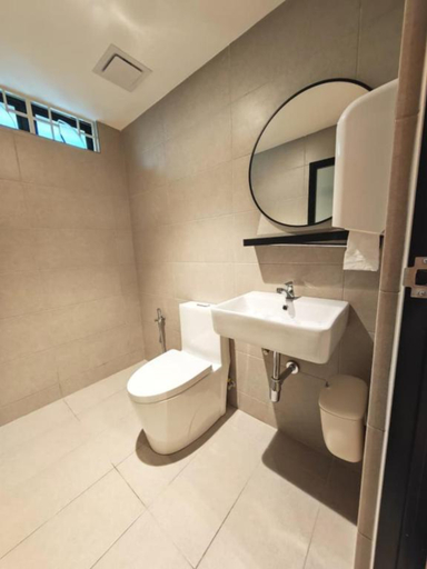 Bathroom 5, Mutiara Gurney bySOL, Pulau Penang