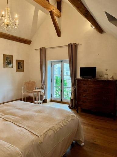 Facilities 4, Maison Adrienne, Loir-et-Cher