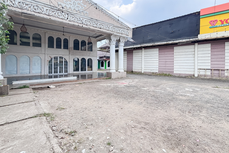 Exterior & Views 2, RedDoorz near Alun Alun Subang 2, Subang
