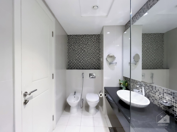 Bathroom 2, Cozy 1b With Balcony in Business Bay, Dubai
