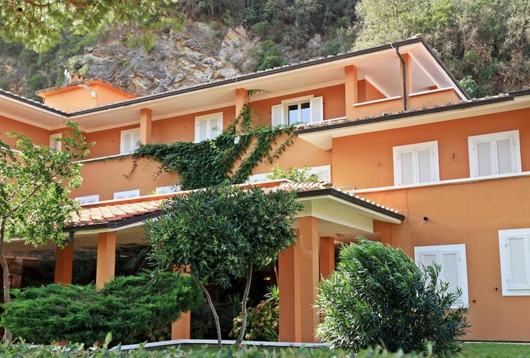 Exterior & Views 1, Ortano Mare Resort, Livorno
