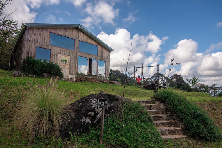 Front of property 3, Doi Inthanon Tea Farmstay, Chom Thong