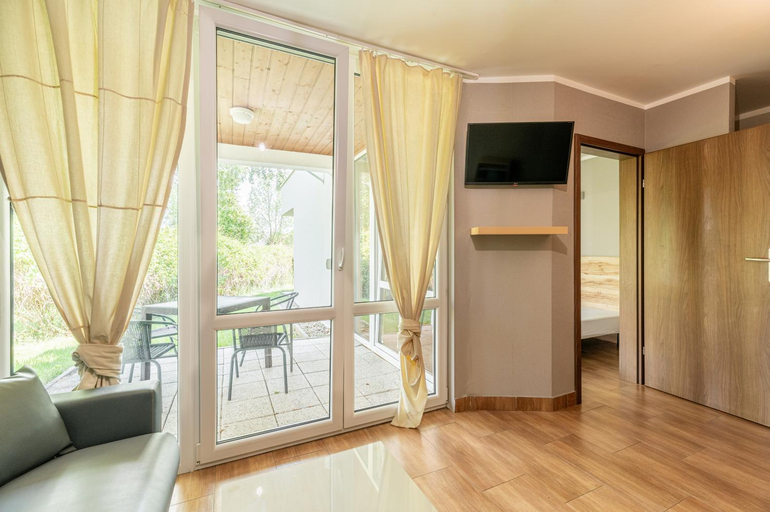 Others 5, Holiday homes with pool, close to the beach, Kołobrzeg