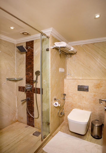 Bathroom 5, Grand Continent Premiere - T Nagar, Chennai