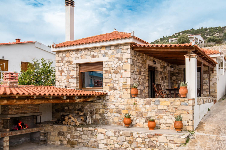 Exterior view 5, Beachfront Stone House - Samos Seaview Retreat, North Aegean