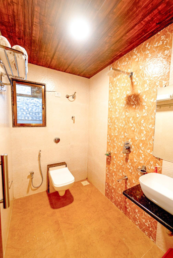 Bathroom, Gold Nest Valley View 3BHK Villa, Satara