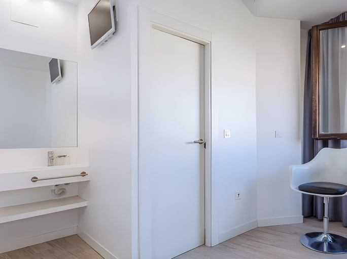 Bedroom 3, AMC Granada, Granada