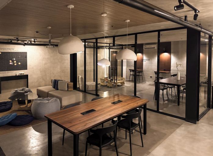 Food & Drinks 2, Yamato Hostel, Pasay City