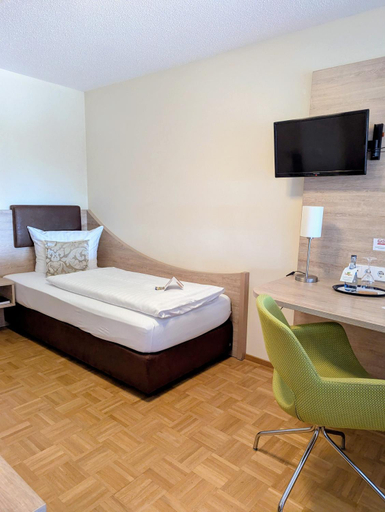 Bedroom 2, Hotel-Restaurant Romerhof, Böblingen