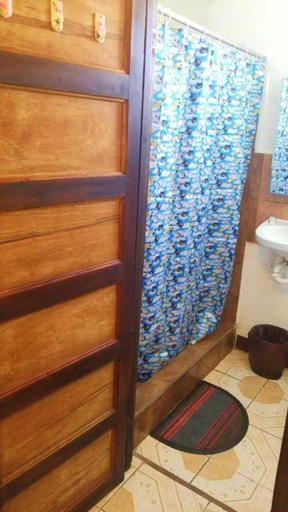 Bathroom 3, MAXROOMZ