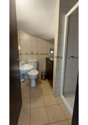 Others 5, Villa Sorelle