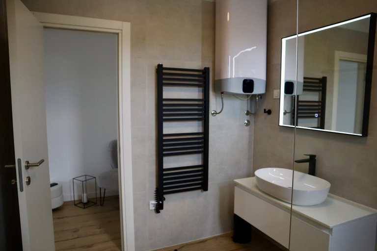 Bathroom 5, Sunset Villa Aves With Pool, Gym and Sauna, Šolta