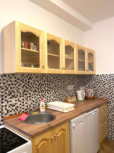 Others 2, Apartment Njegos