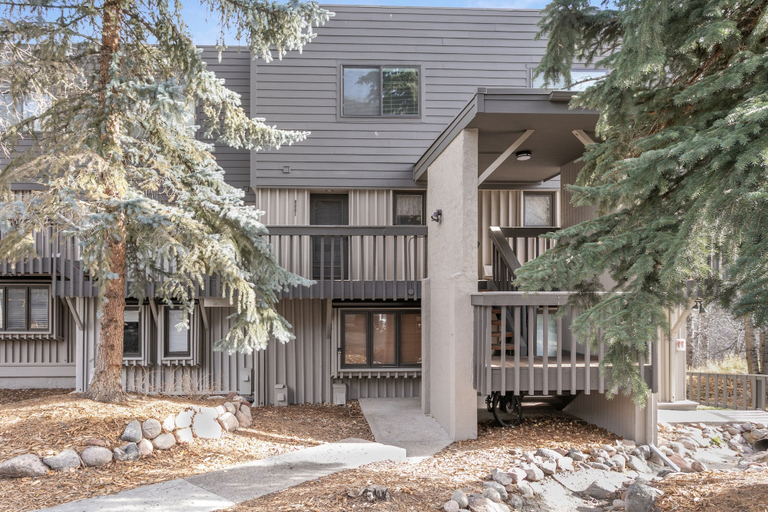 Exterior, Brooktree Condos D221 2 Bedroom Condo, Eagle