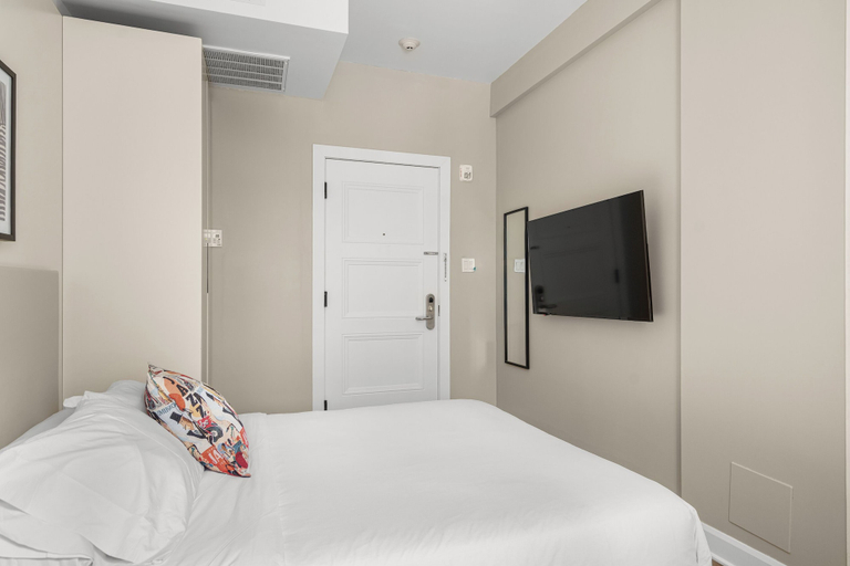 Room 3, The Bowery Lofts Hotel, Montréal