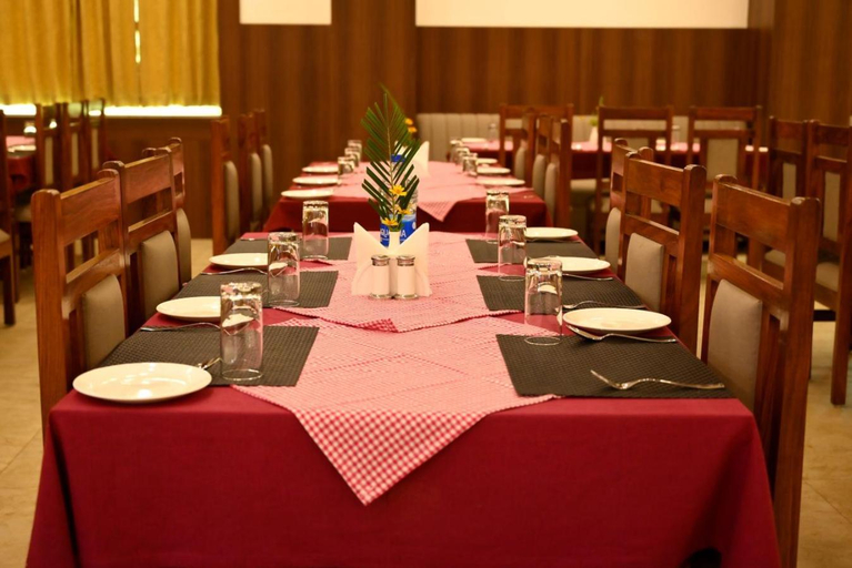 Food & Drinks 4, Divine Hotel And Resorts, Gaya