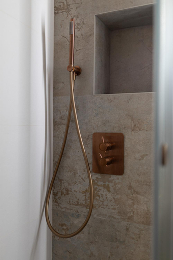 Bathroom 3, VILLA BARCELONA BEACH 5BD 3BTH POOL GARDEN VIEWS, Barcelona